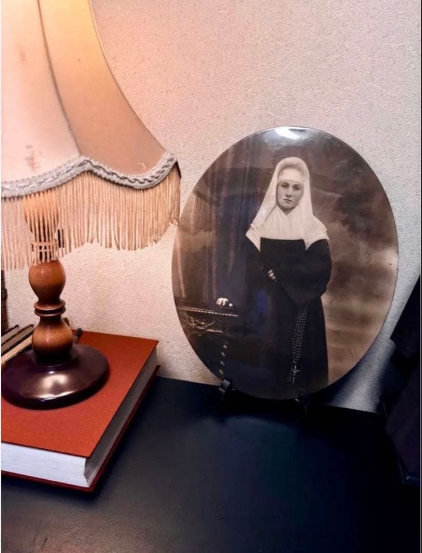 希少　フランス　アンティーク　修道女　ブロカン　プレート　写真　フォト　キリスト