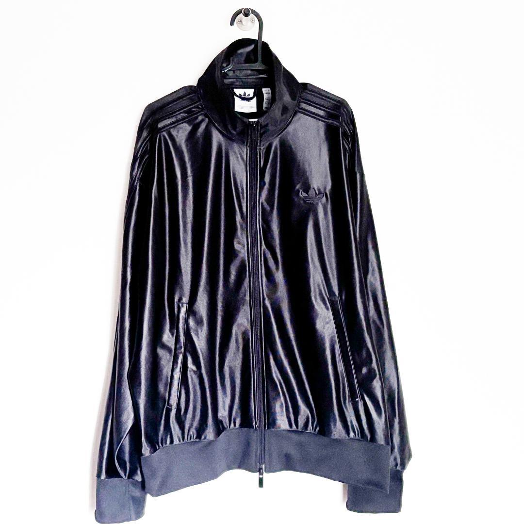 adidas originals オーバーサイズファイアーバード セットアップ