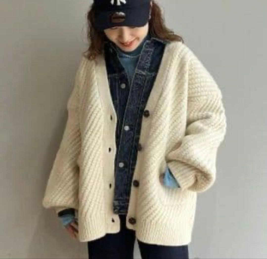 【美品】シンゾーン ボリュームニットカーディガン エクリュ FREE