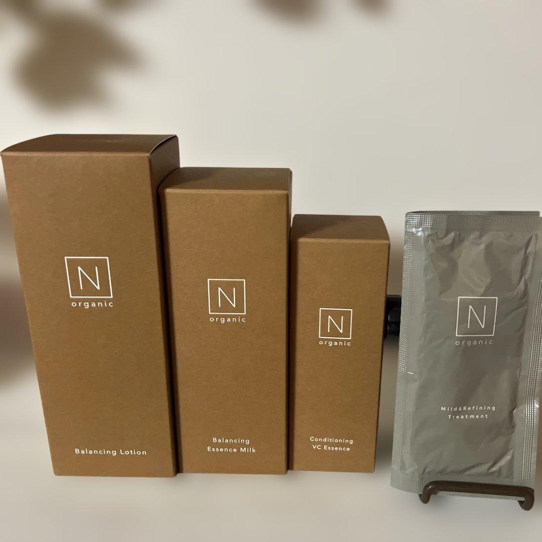 エヌオーガニックベーシックバランシングローション他3点セット・おまけ付き