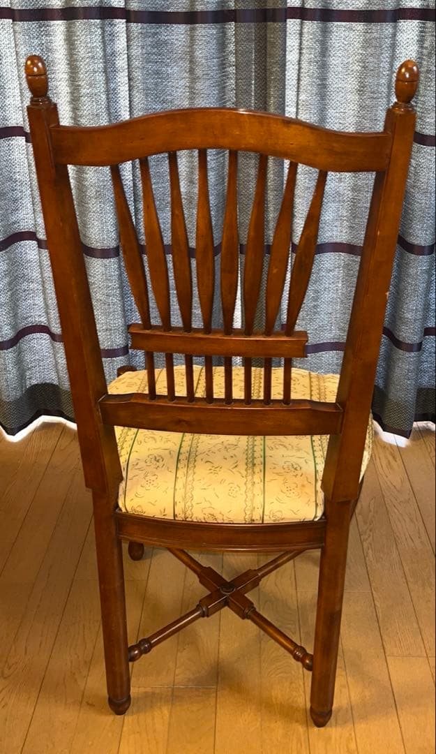 リンホーリン椅子　③