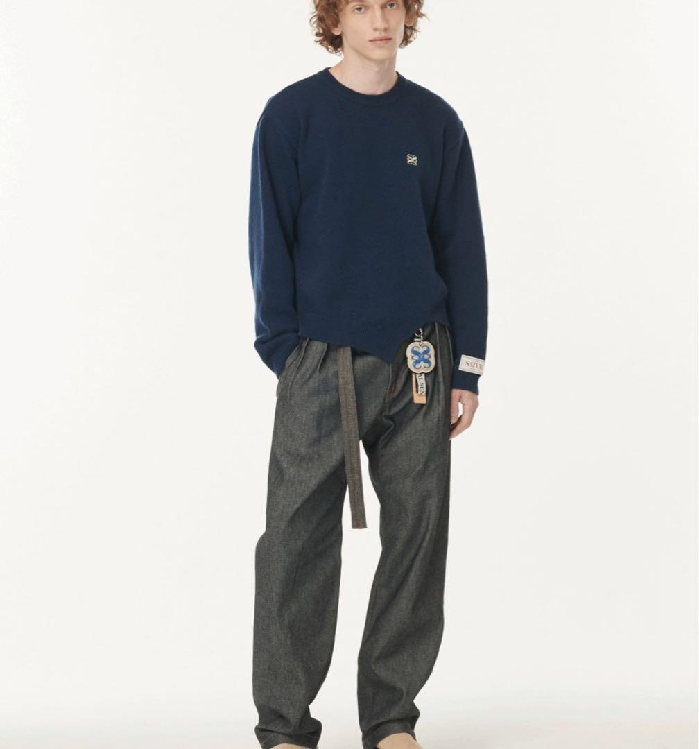 SATUR セター アシンメトリーニット セーター 刺繍ワンポイント ネイビー