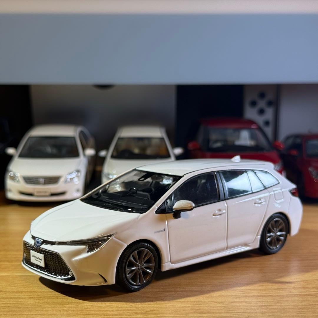 【非売品】トヨタ カローラツーリング カラーサンプルミニカー 1/30 美品