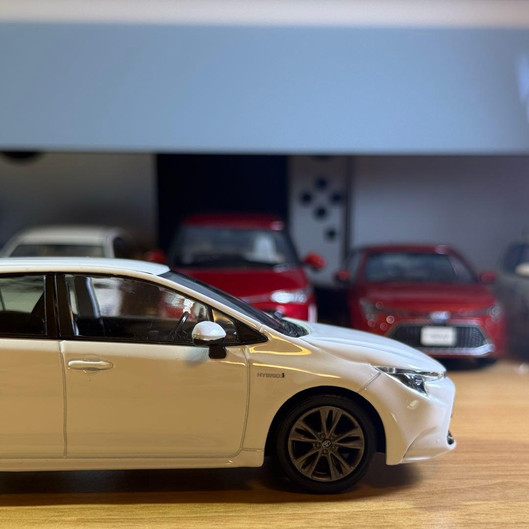 【非売品】トヨタ カローラツーリング カラーサンプルミニカー 1/30 美品
