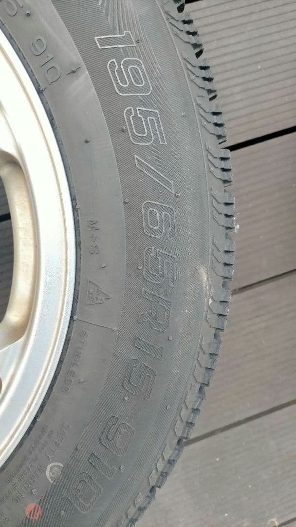 15インチ スタッドレスタイヤ ホイール付 4本セット