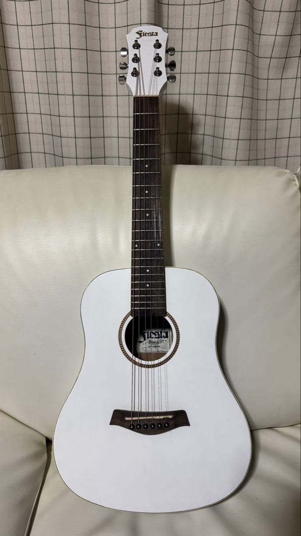 【レア白】アリア・ミニアコースティックギター アコギ クラシックギター
