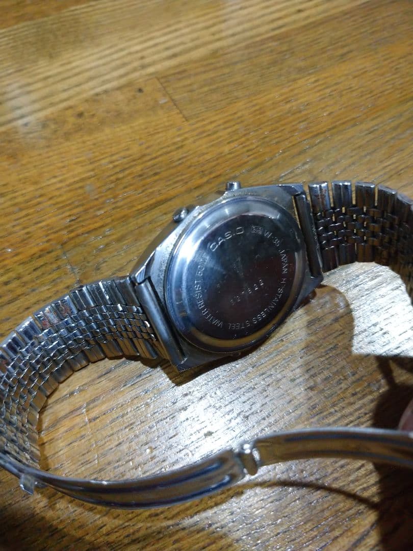 CASIO アンティーク デジタル腕時計 ステンレスバンド