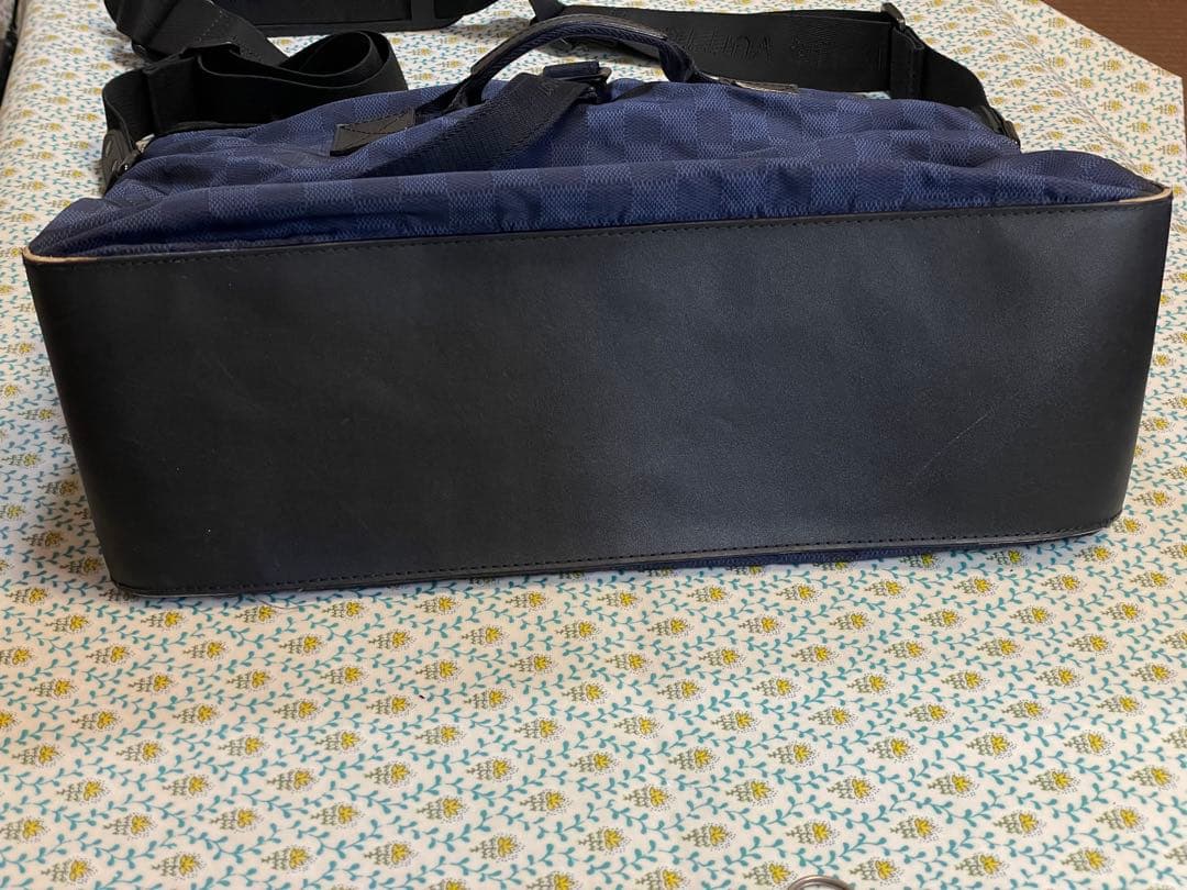 ジ*ニ様 LV ルイヴィトン　ダミエ　チャレンジカップ　ソラーノ ネイビー　N4