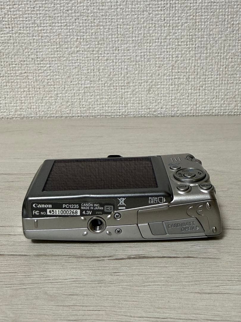 Canon IXY DIGITAL 810 IS PC1235 本体と付属品