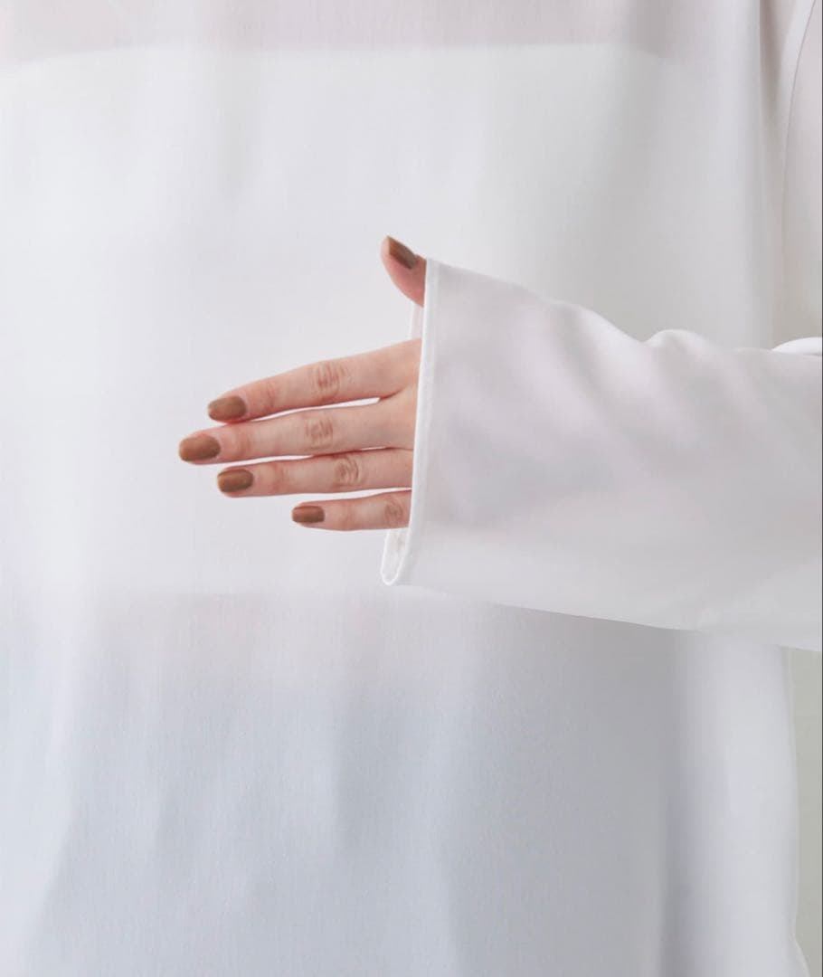 今期購入【新品未使用タグ付】 ガリャルダガランテ　ラウンドブラウスTee