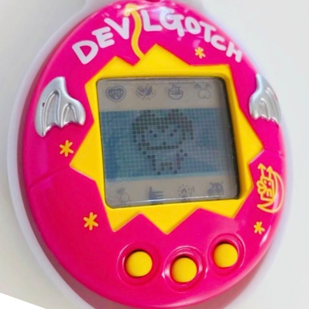 バンダイ　デビルっちのたまごっち　ピンク