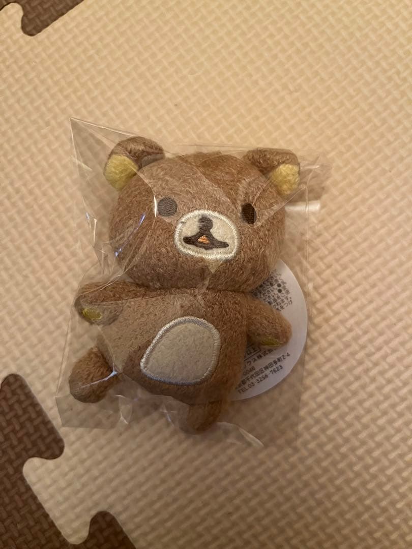 リラックマ　ぶさかわぬいぐるみバッジ