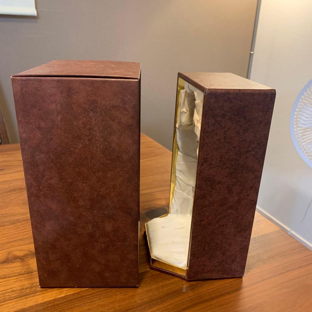 レア　サントリーウイスキー響21年　カガミクリスタル　初期ボトル　番号無し　箱付