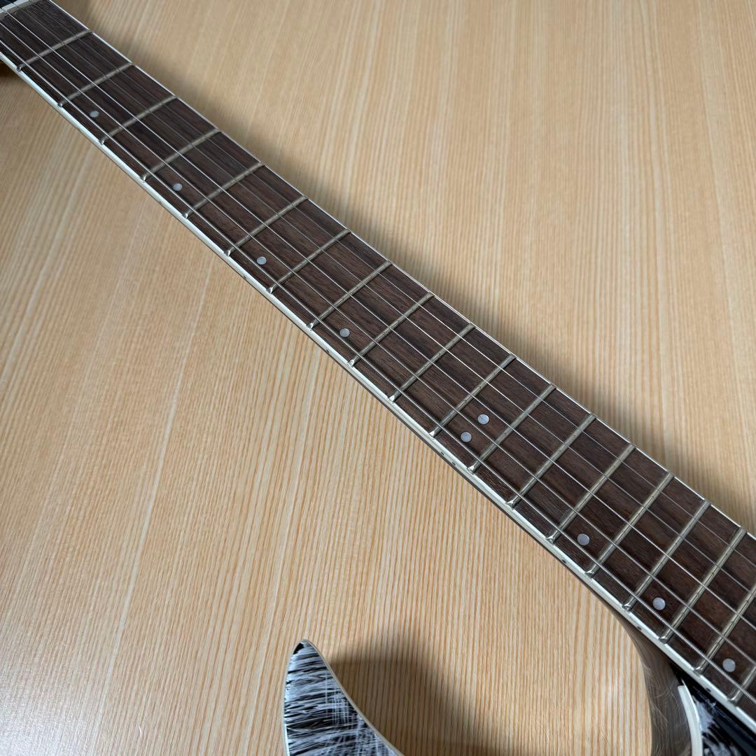 SPEAR GUITARS エレキギター　6 弦ギター