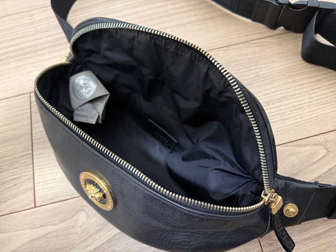 VERSACE ヴェルサーチ ボディバッグ