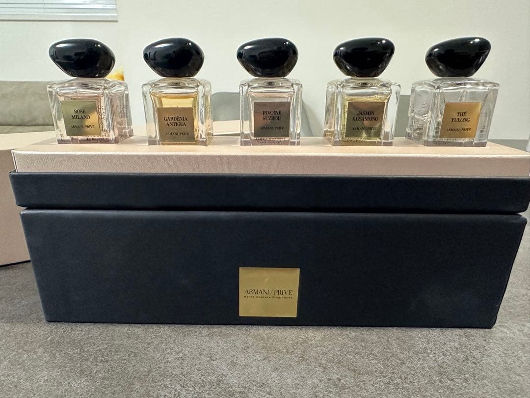 アルマーニプリヴェ　セット