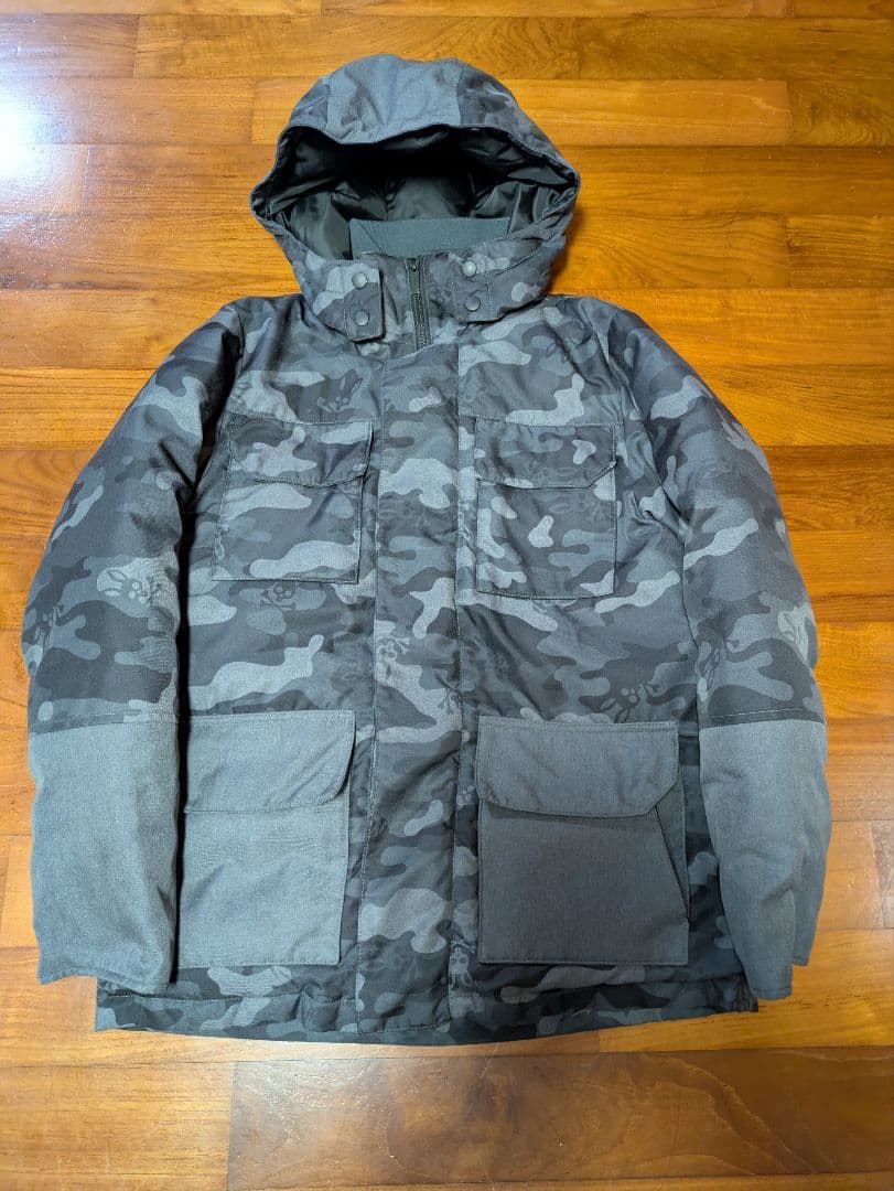 Psycho Bunny by ROBERT GODLEY　ダウンジャケット