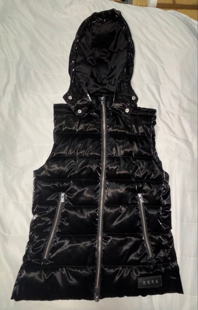 アダムスジャグラー フード付きブラックベスト　完売品（レア）　⚠︎今週中まで