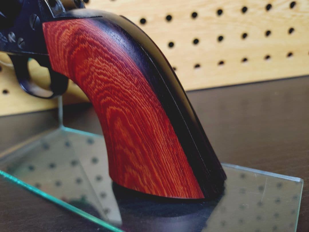 タナカ　コルトSAA　木製グリップ・トリガーガードセット