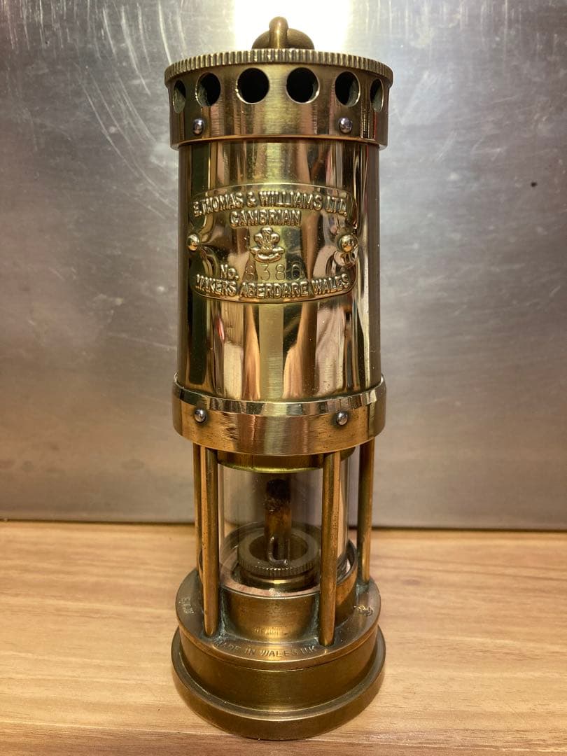 E. Thomas & Williams ミニ　カンブリアン