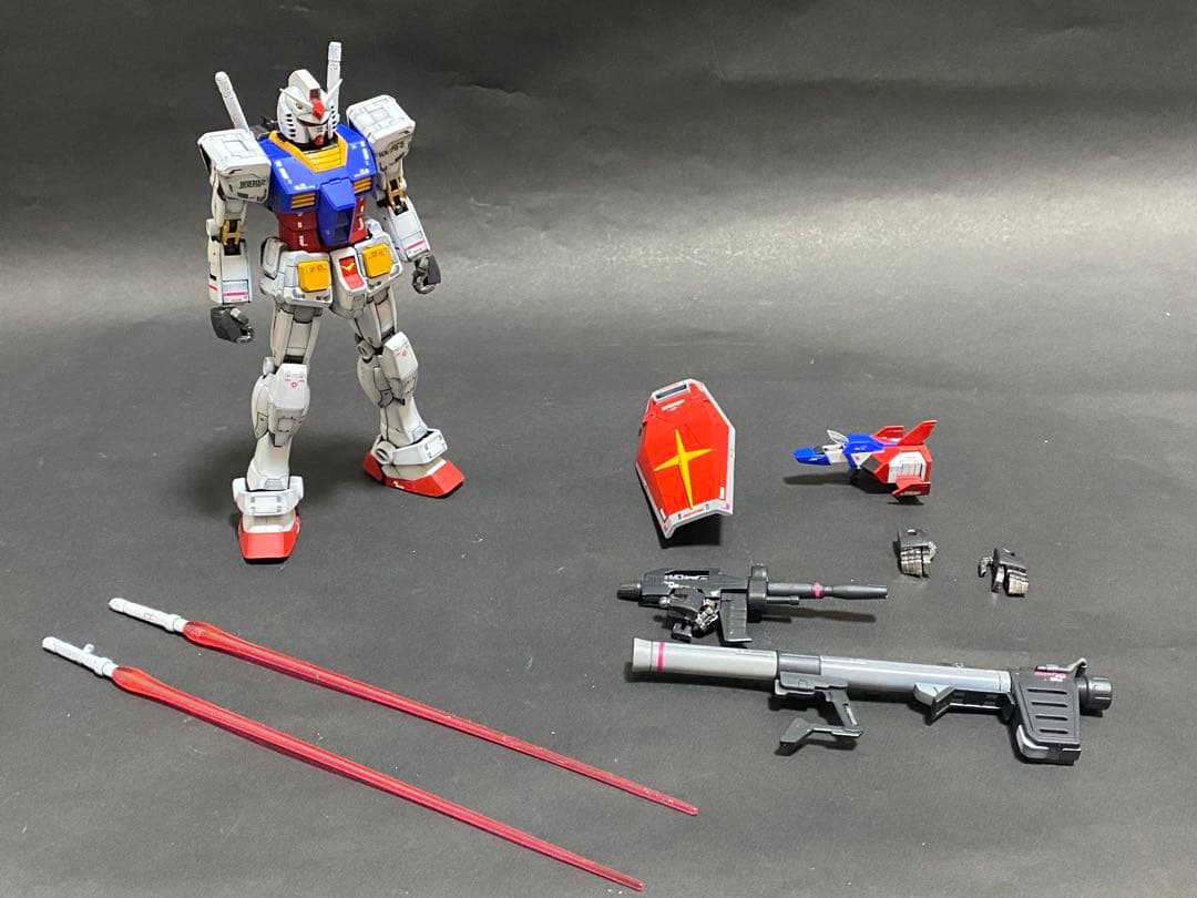 RG RX-78-2 ガンダム　塗装済完成品