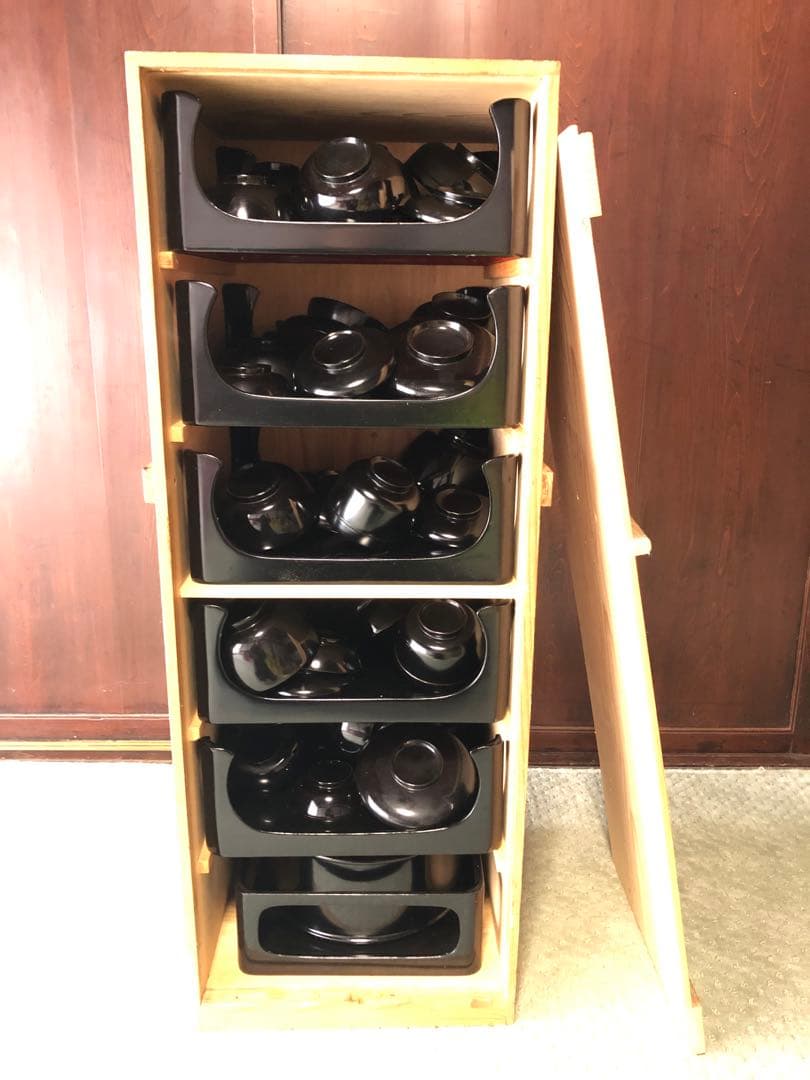 お膳　お椀　5膳　おひつ　しゃもじ　お盆　セット　木製収納箱付き　骨董品