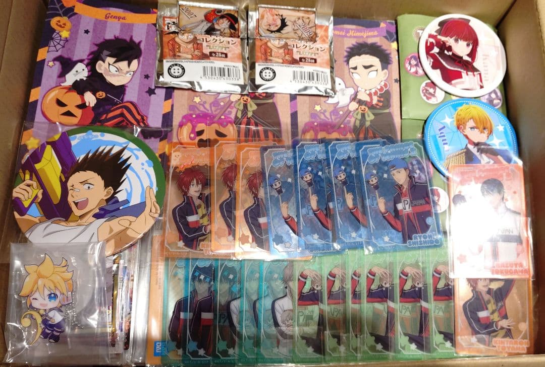 アニメ、漫画グッズまとめ売り 200点以上