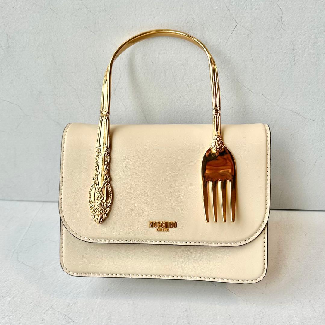 超美品★定価約20万 MOSCHINO モスキーノ フォーク レザー バッグ