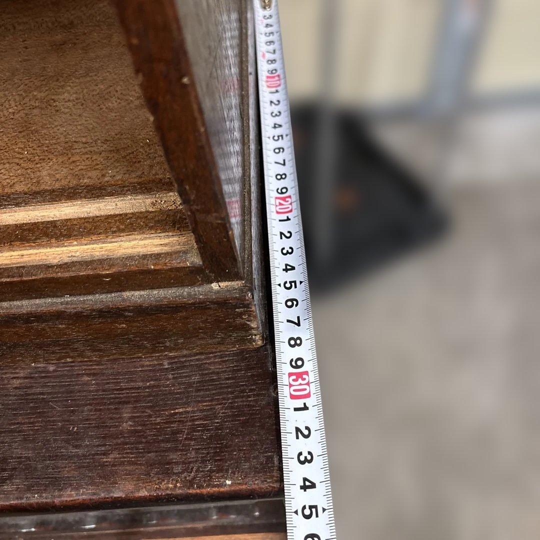 木製ガラス扉付き箪笥　時代家具