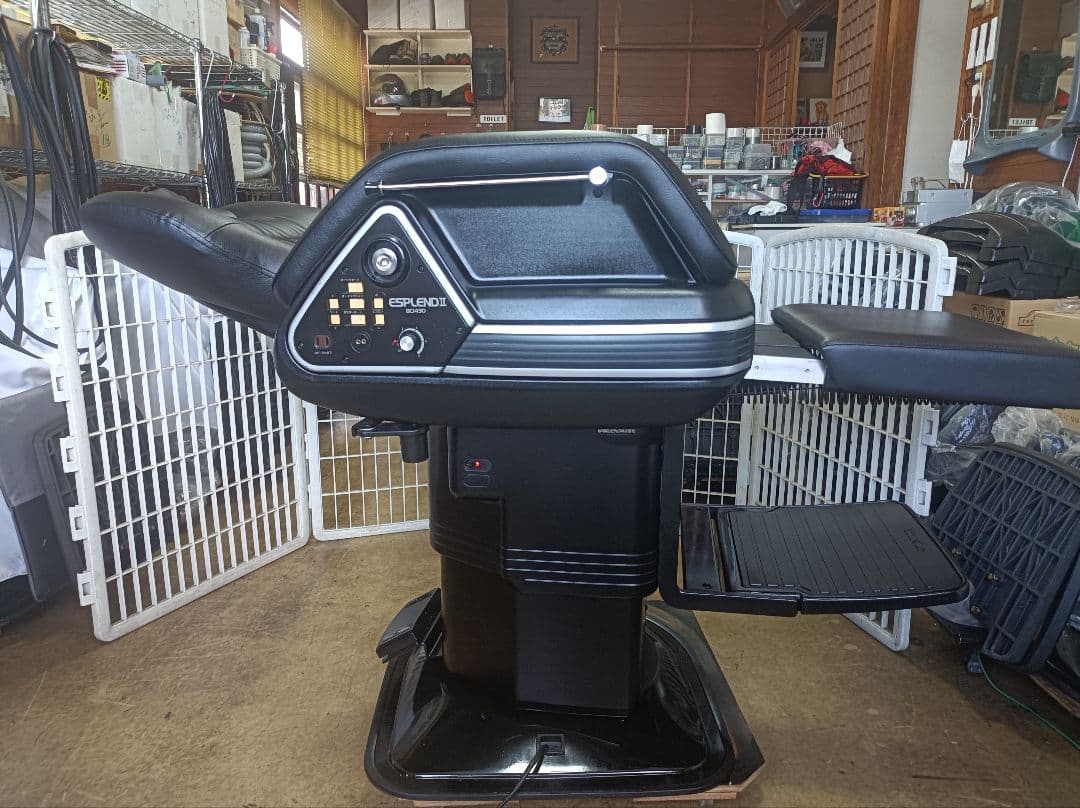 理容機器　新明和理容椅子　ＢＣ―１４３０