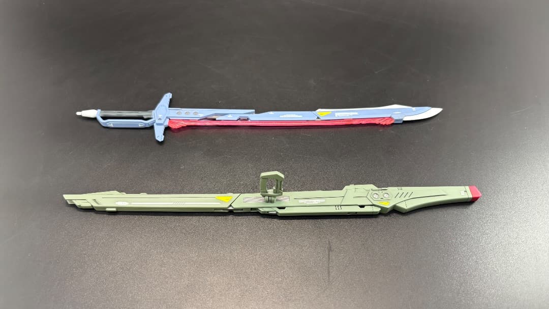 【塗装完成品】MG 1/100 デスティニーガンダム