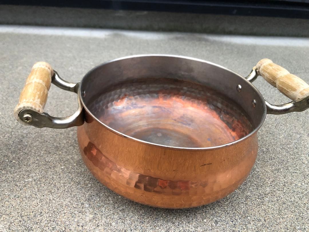 銅製マグカップと鍋のセットキャンプ用