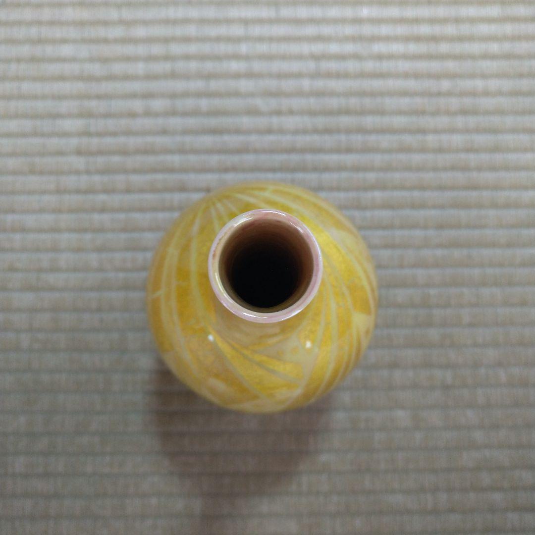 小野珀子　高さ約28.5cm　釉裏金彩花立　桐共箱