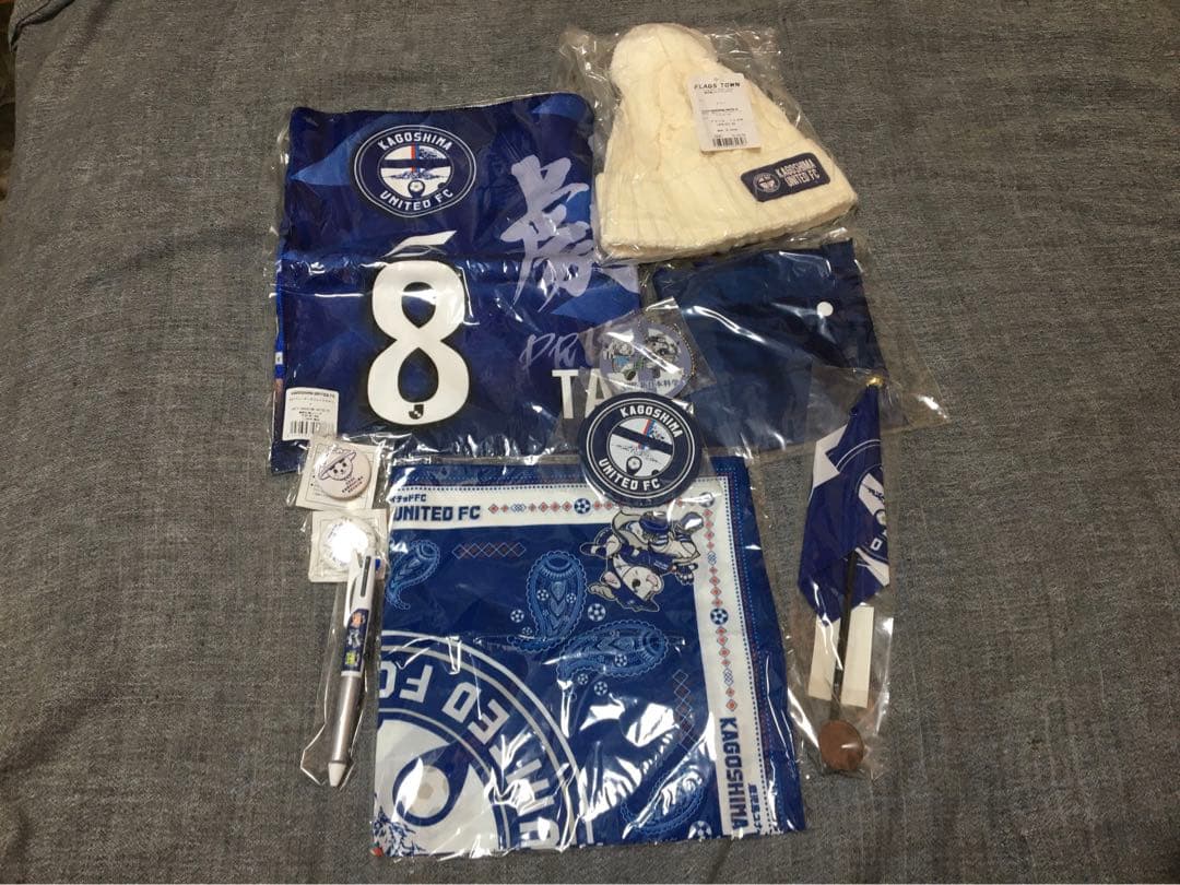 大特価　約2万2千円相当　鹿児島ユナイテッドFC グッズ詰め合わせセット米澤令衣