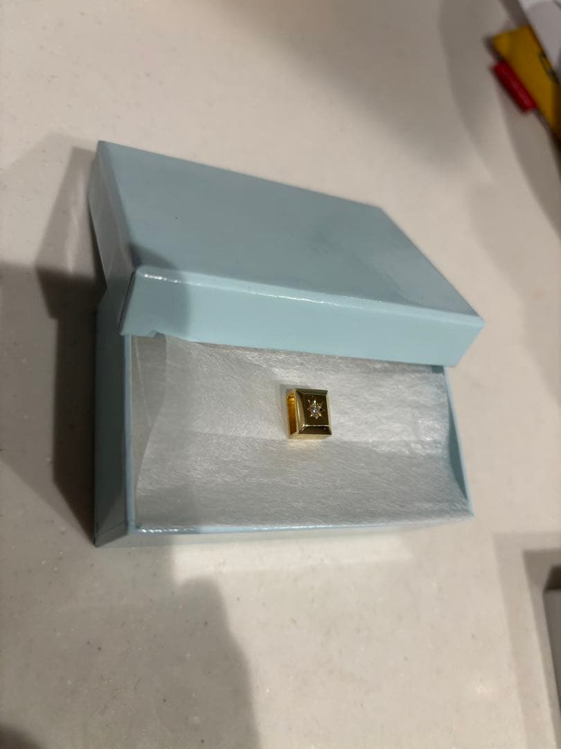 18金ペンダントトップボックス付き