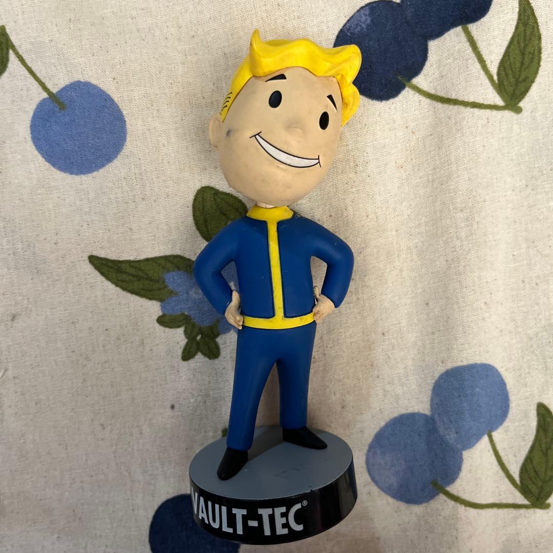 Vault Boy フィギュア 111