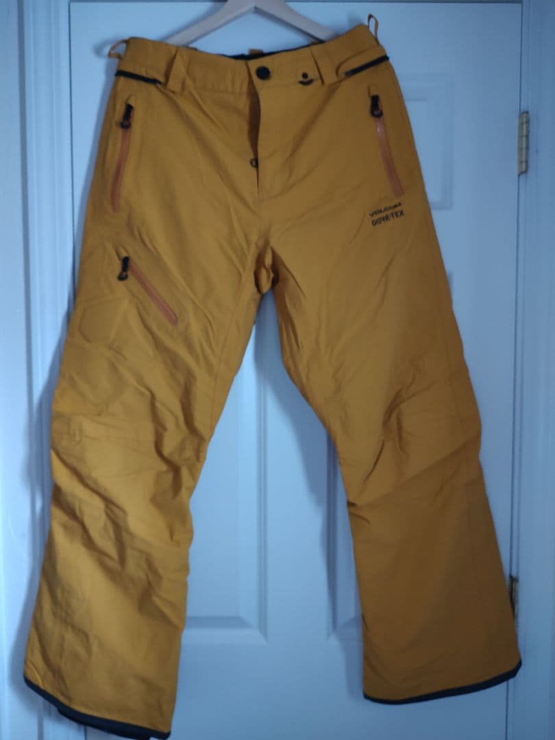 VOLCOM スノーボードパンツ イエロー　GORE-TEX