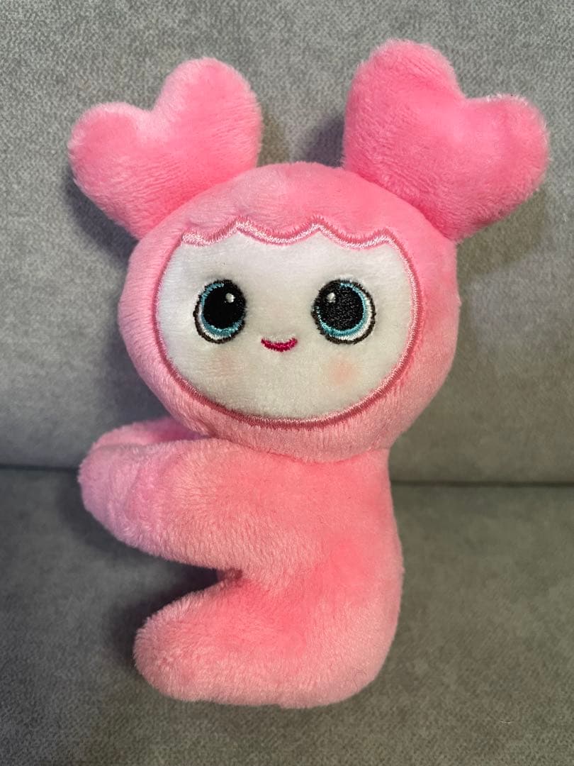 TWICE MISAMO モモ モブリー ラブリー 抱きつきマスコット