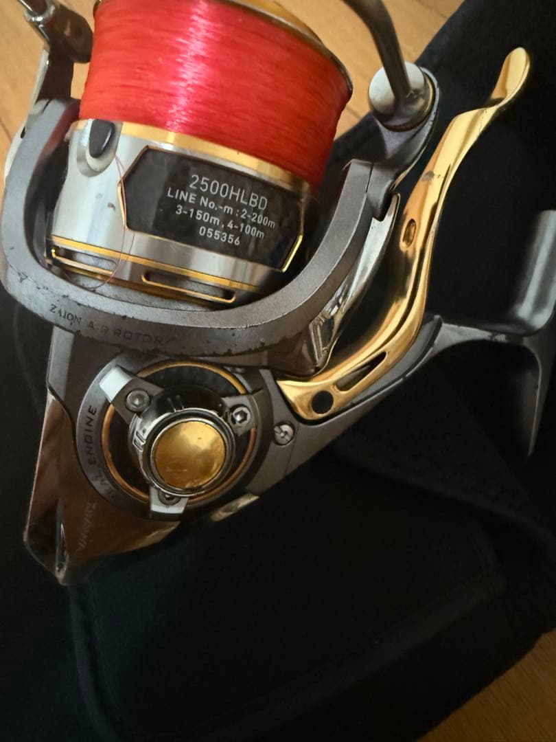 12トーナメントiso 2500HLBD リール