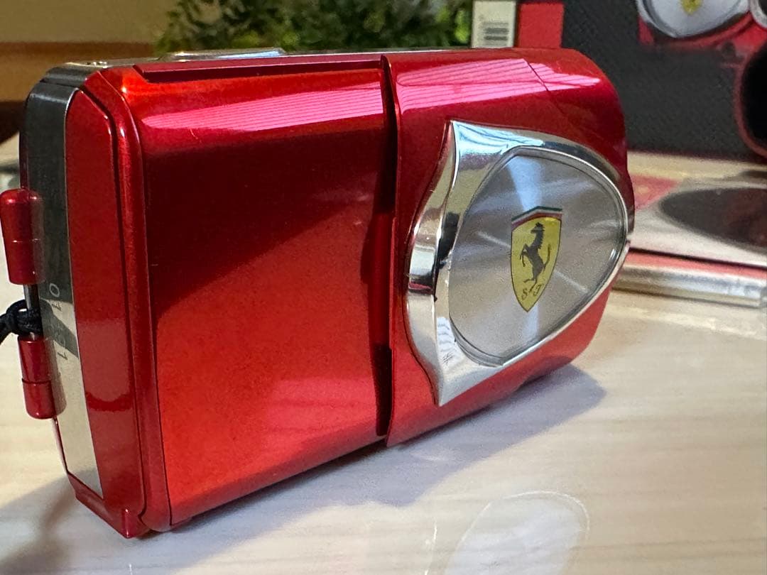 超レア オリンパス フェラーリ デジタルカメラ 2003 限定 不動 ジャンク