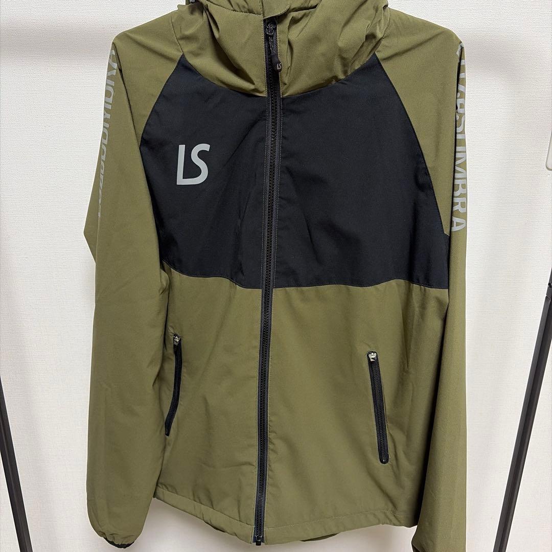 LUZ e SOMBRA ピステ・ウィンドブレーカー M カーキ