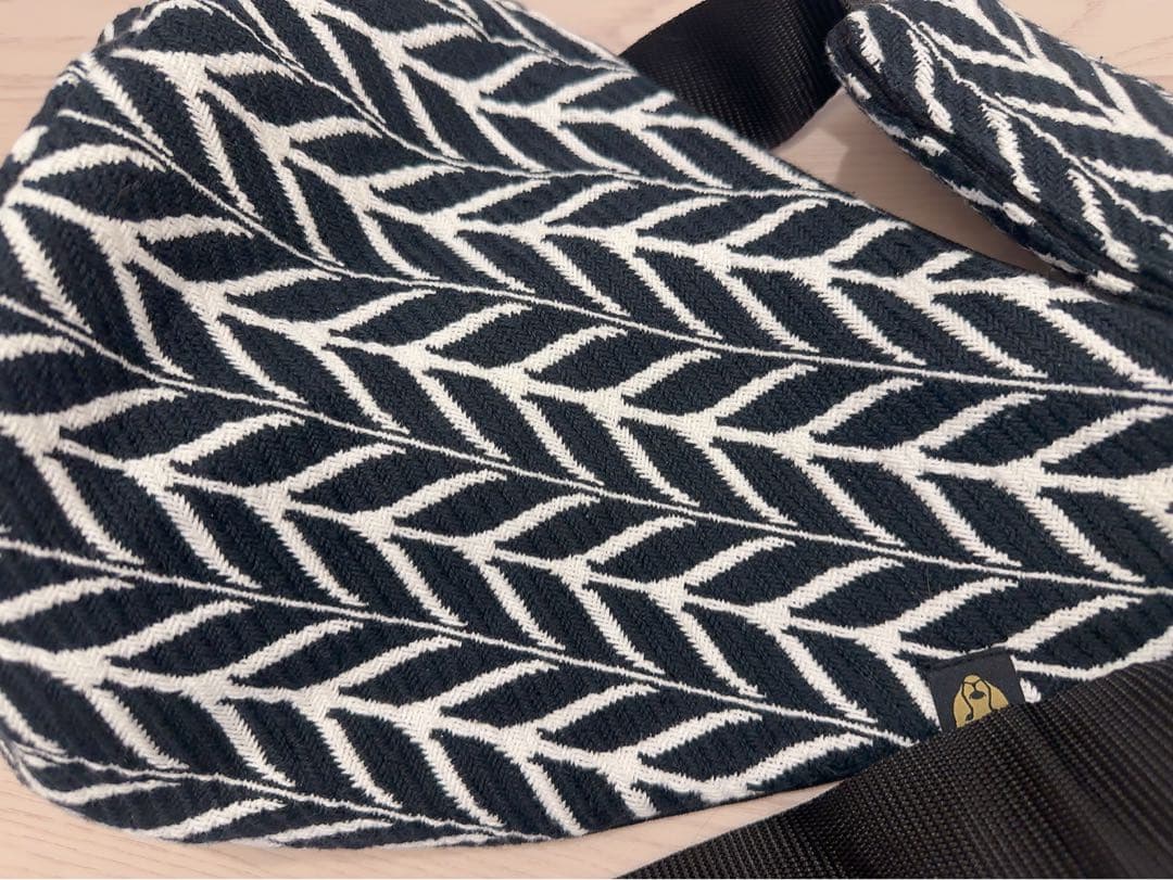 完売品⭐︎WILDRIDE 抱っこ紐 アクティブキャリー フェザー