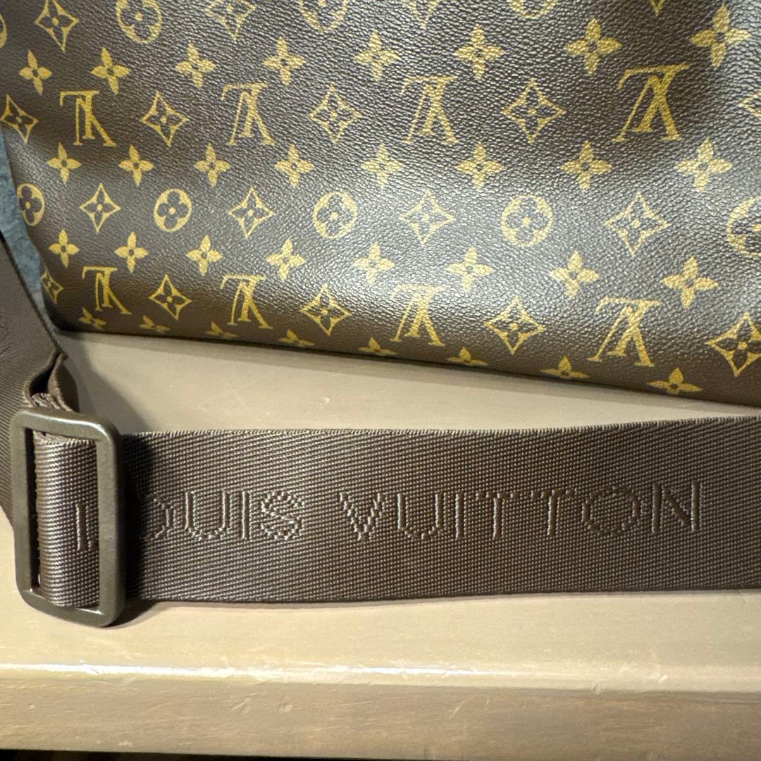 LOUIS VUITTON ルイヴィトン モノグラム アベス ショルダーバッグ