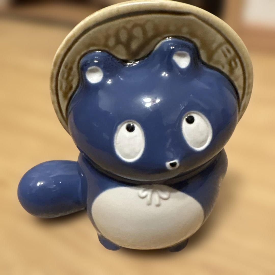 ぼんやり子だぬき 陶器置物 小さめサイズ