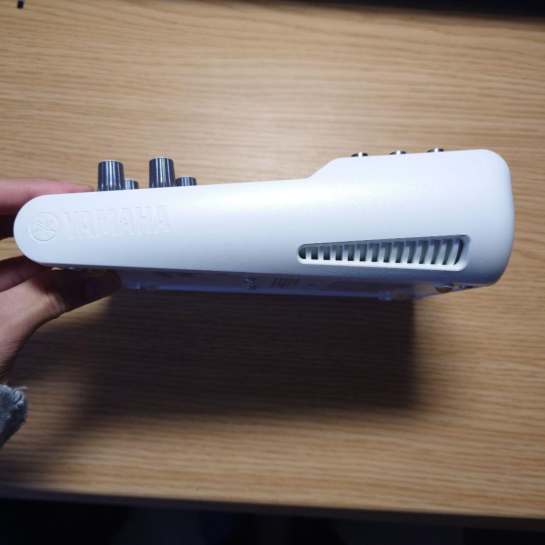 【箱付き・美品+Apple純正アダプター付】YAMAHA AG06