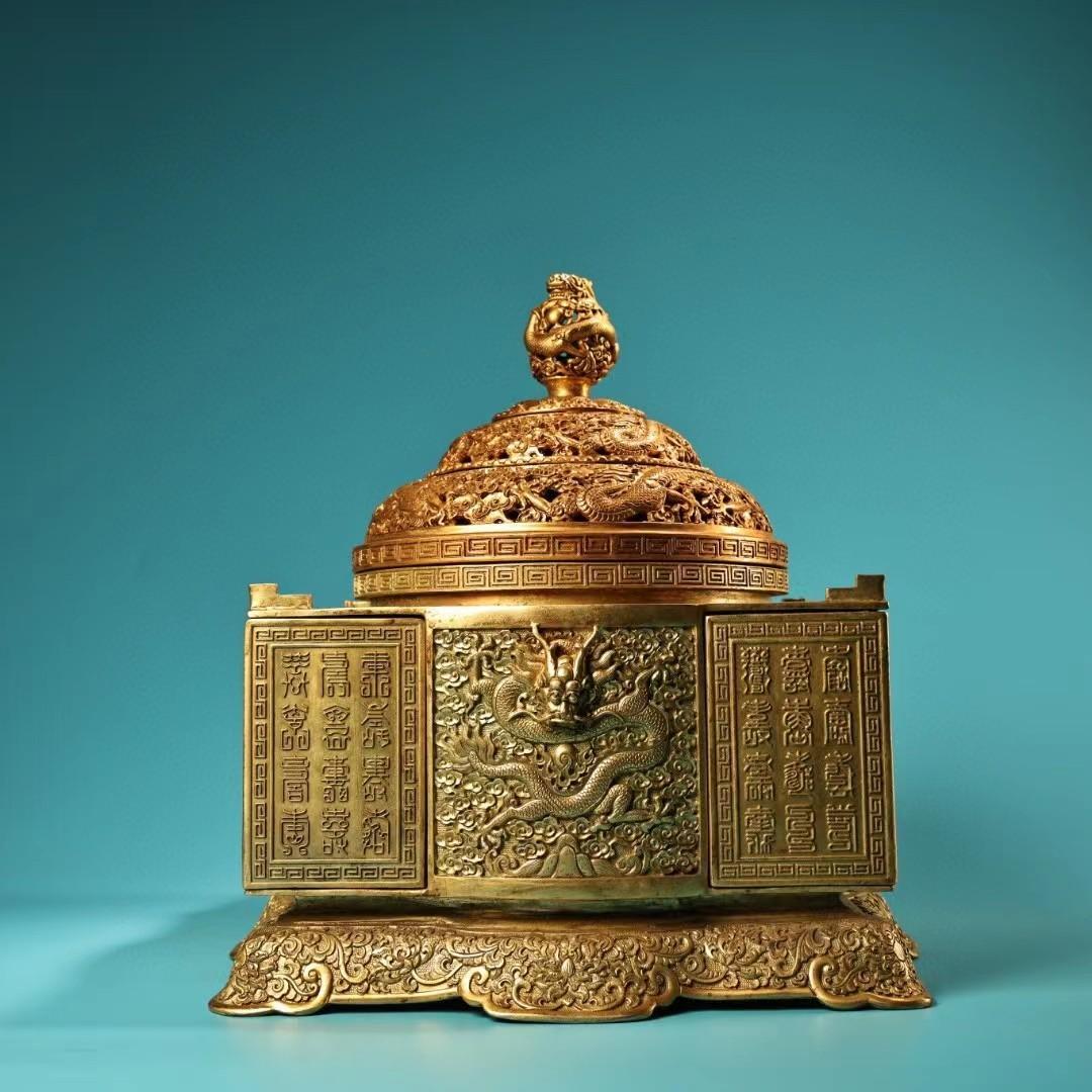 中国古美術・旧蔵鎏金转角煙香炉・純銅细密彫・純手作・高浮彫・置物・茶道具・文房具