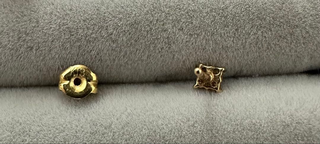 ポンテヴェキオ花型パヴェピアス(片耳)