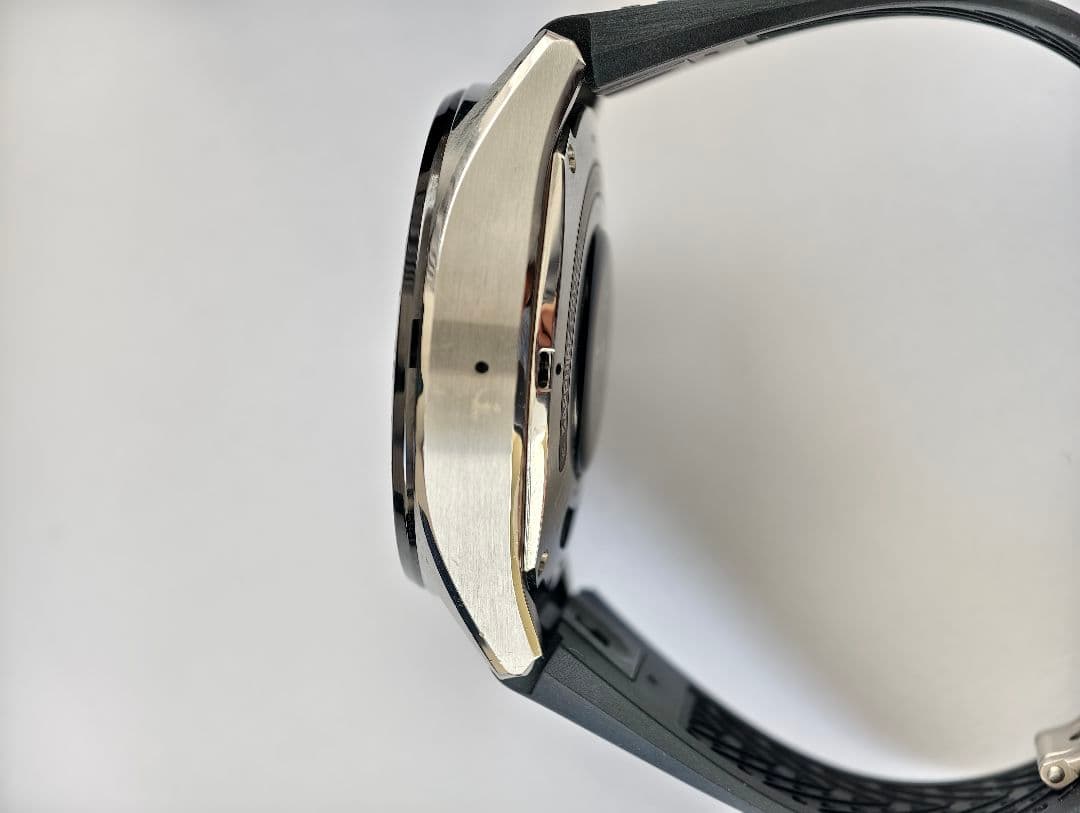 タグホイヤー コネクテッド キャリバーE4 SBR8A10.BT6259