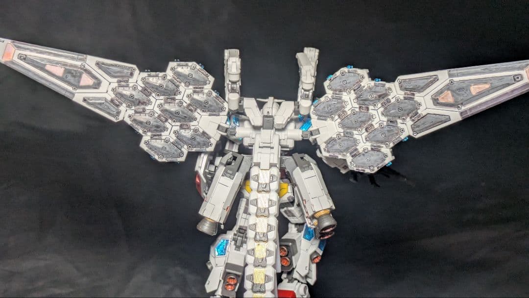 万博ガンダム 塗装済 ガンダム ガンプラ グラスフェザー rx-78-2 高达