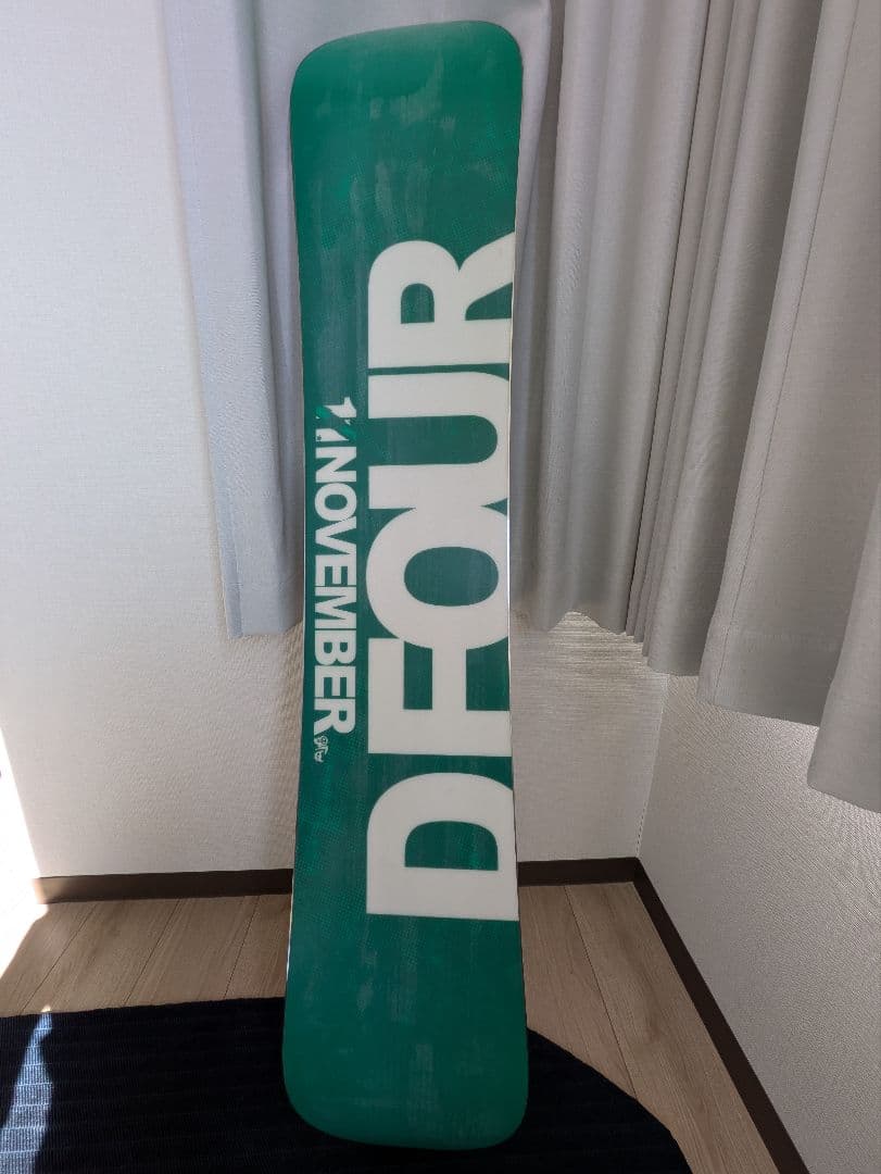 NOVEMBER D FOUR スノーボード ホワイト/グリーン